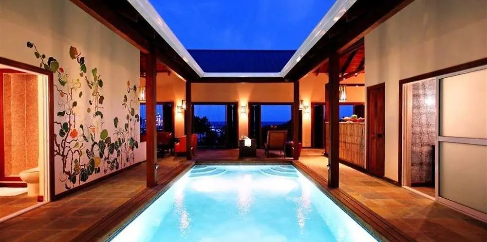 Le Phare Bleu Boutique Hotel And Marina St. George's