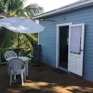 Cosy Hut 2 Homestay